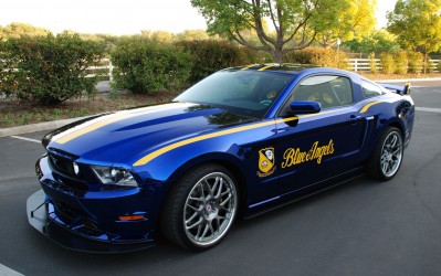 2012-ford-mustang-gt-blue-angels_2