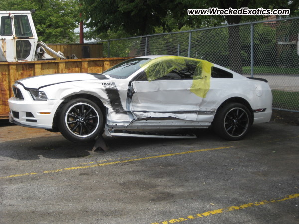 2012-ford-mustang-boss-302-stolen_b