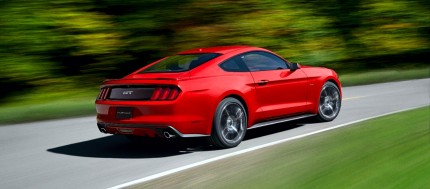 15FordMustang_09_HR