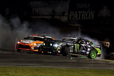 Vaughn Gittin Jr going head-to-head with Fredric Aasbo in the Finals.