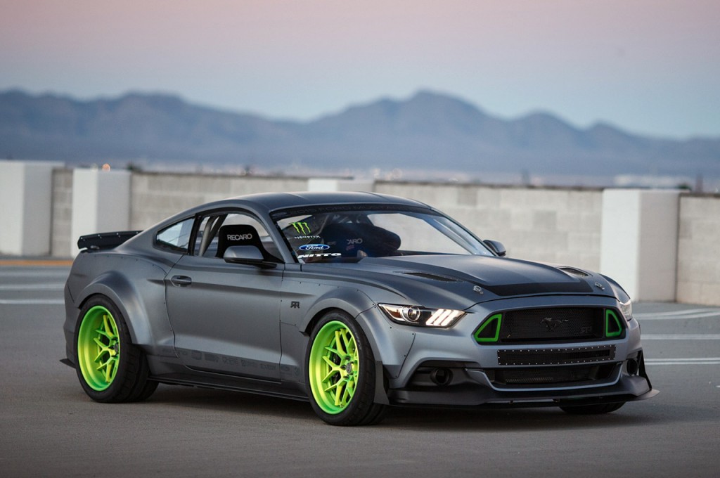 01-2015-mustang-rtr-spec-5