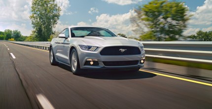 15Mustang-EcoBoost_01