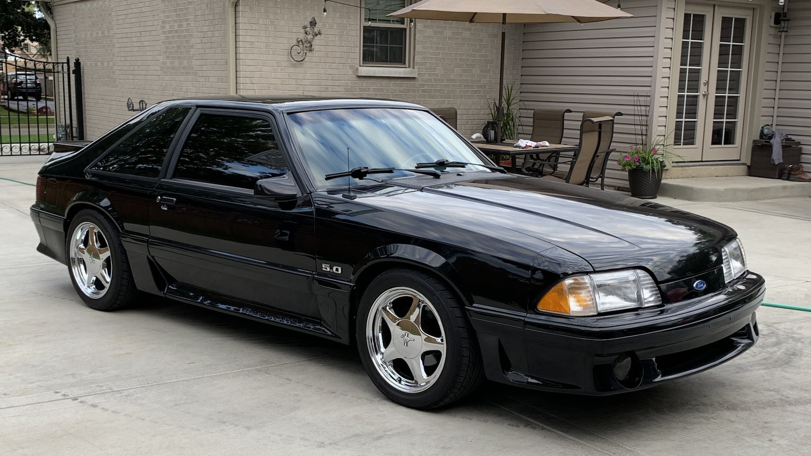 1993 Ford Mustang GT: Ultimate Guide