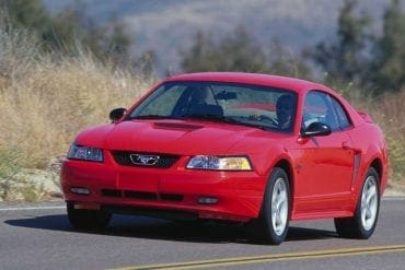 2000 Ford Mustang