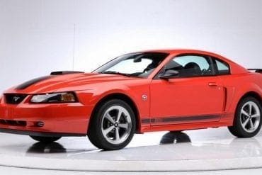 2004 Ford Mustang Mach 1