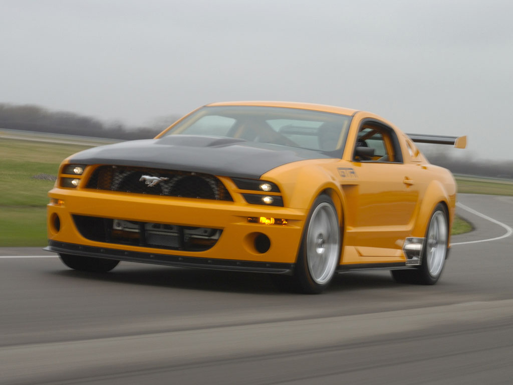 2004 Ford Mustang GT-R Concept