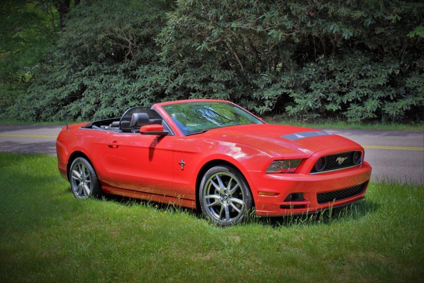2014 Ford Mustang Research Center