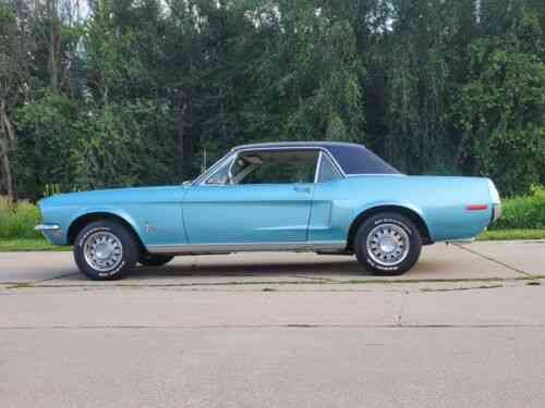 Tahoe Turquoise 1968 Ford Mustang