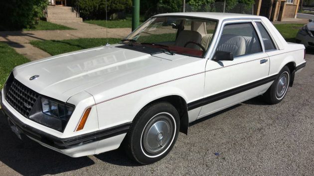 White 1979 Ford Mustang