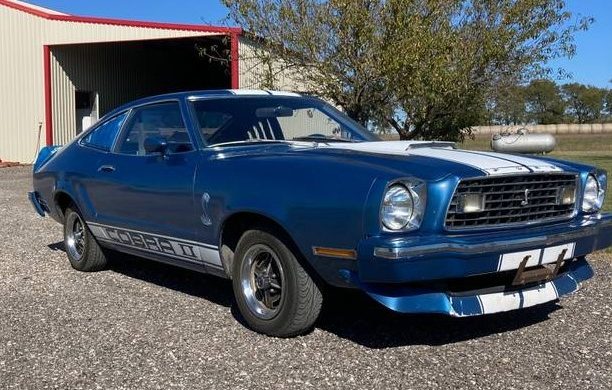 Silver Blue Glow 1976 Ford Mustang