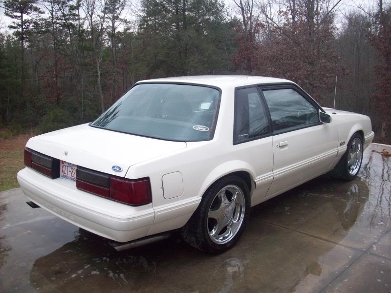 Almond 1989 Ford Mustang
