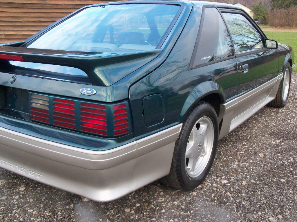 Deep Emerald 1991 Ford Mustang
