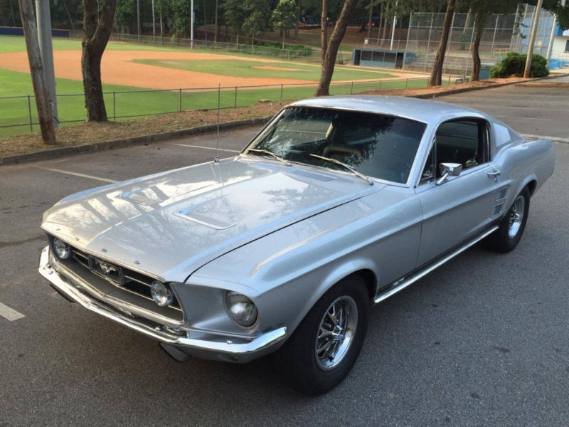 Silver Frost 1967 Ford Mustang