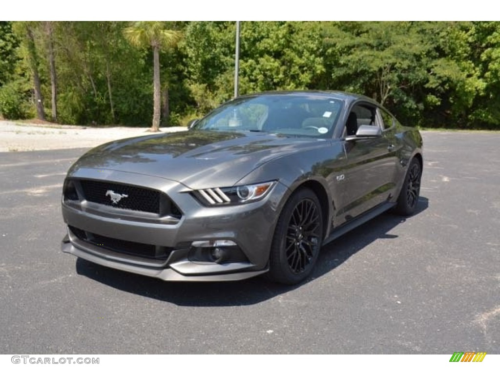 Magnetic 2015 Ford Mustang