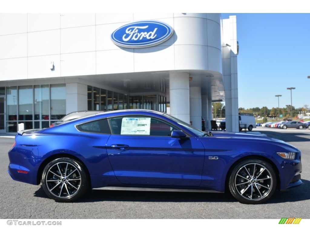Deep Impact Blue 2016 Ford Mustang
