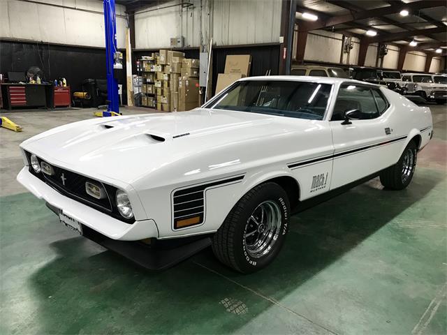 White 1973 Ford Mustang