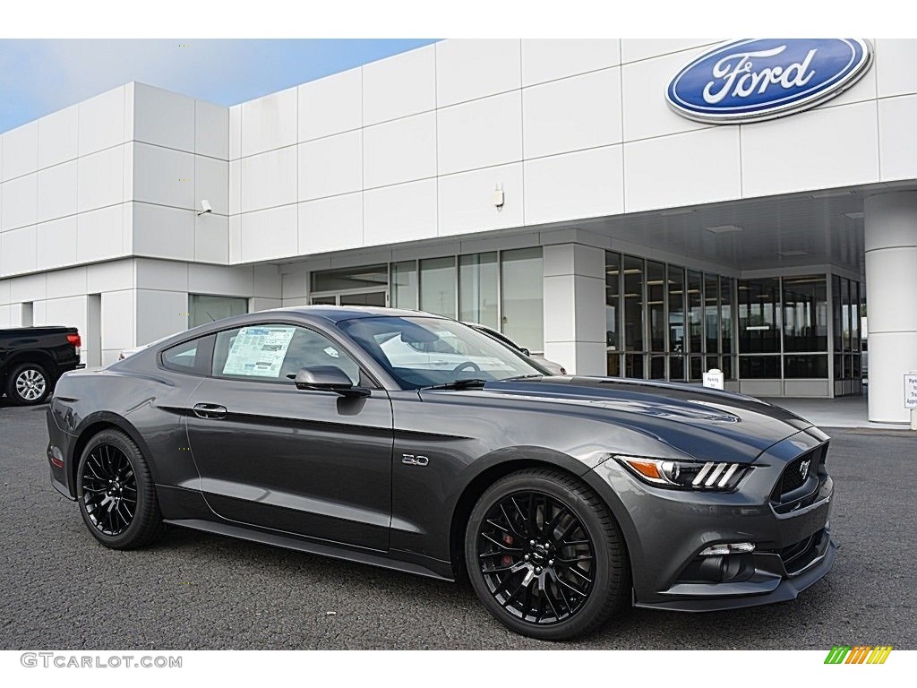 Magnetic 2017 Ford Mustang