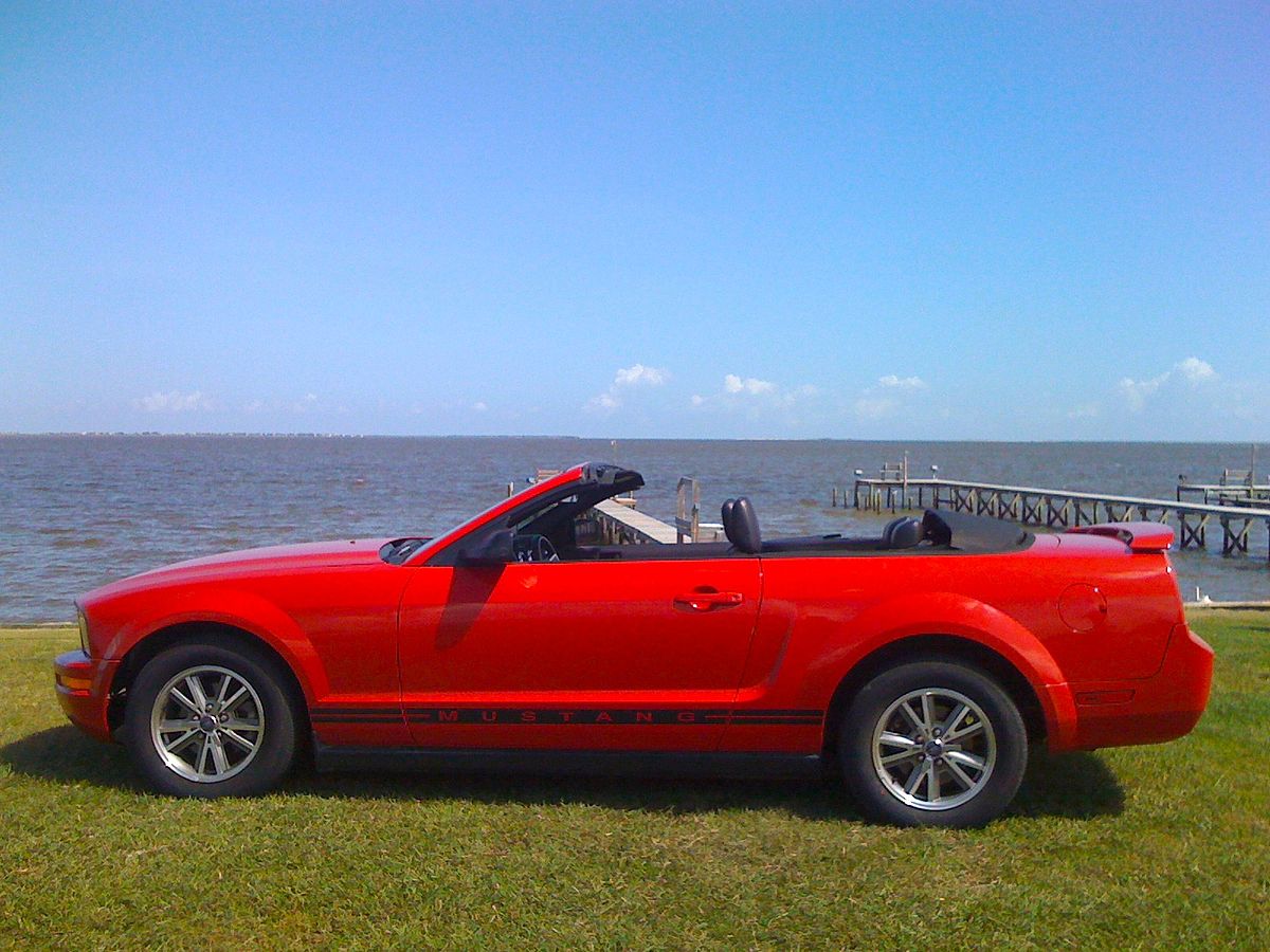 Torch Red 2005 Ford Mustang