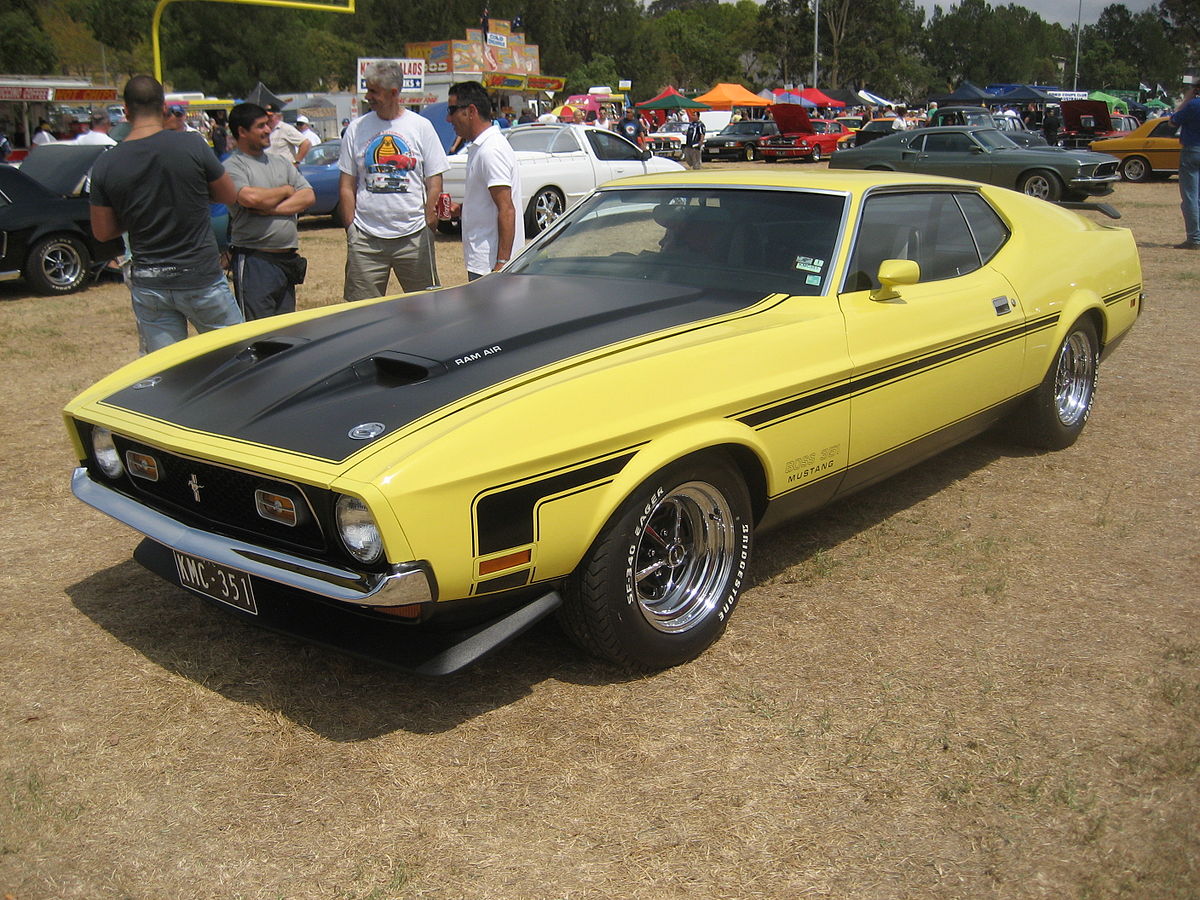 Grabber Yellow 1971 Ford Mustang