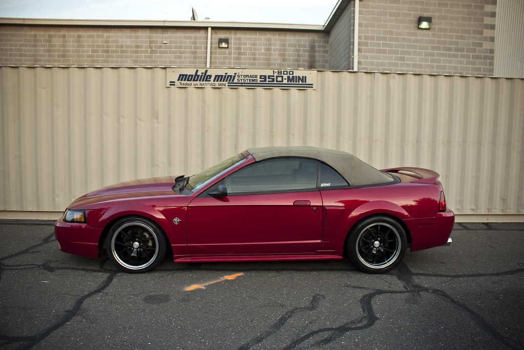 Laser Red 1999 Ford Mustang