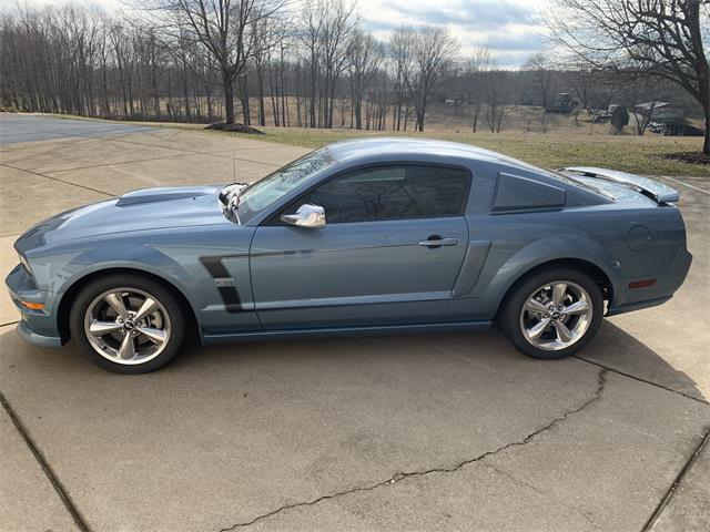 Windveil Blue 2006 Ford Mustang