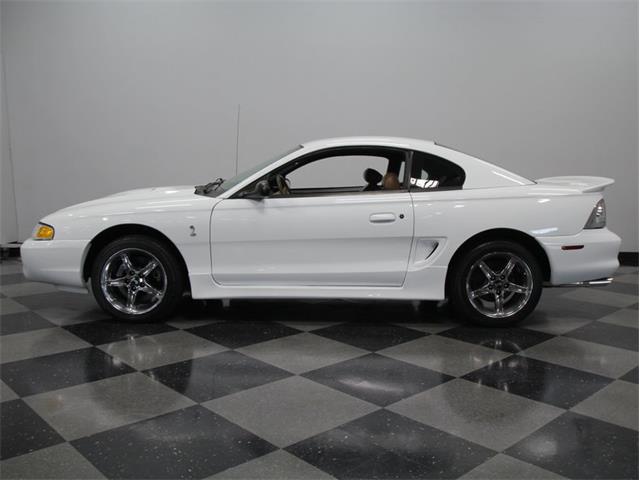 Crystal White 1996 Ford Mustang