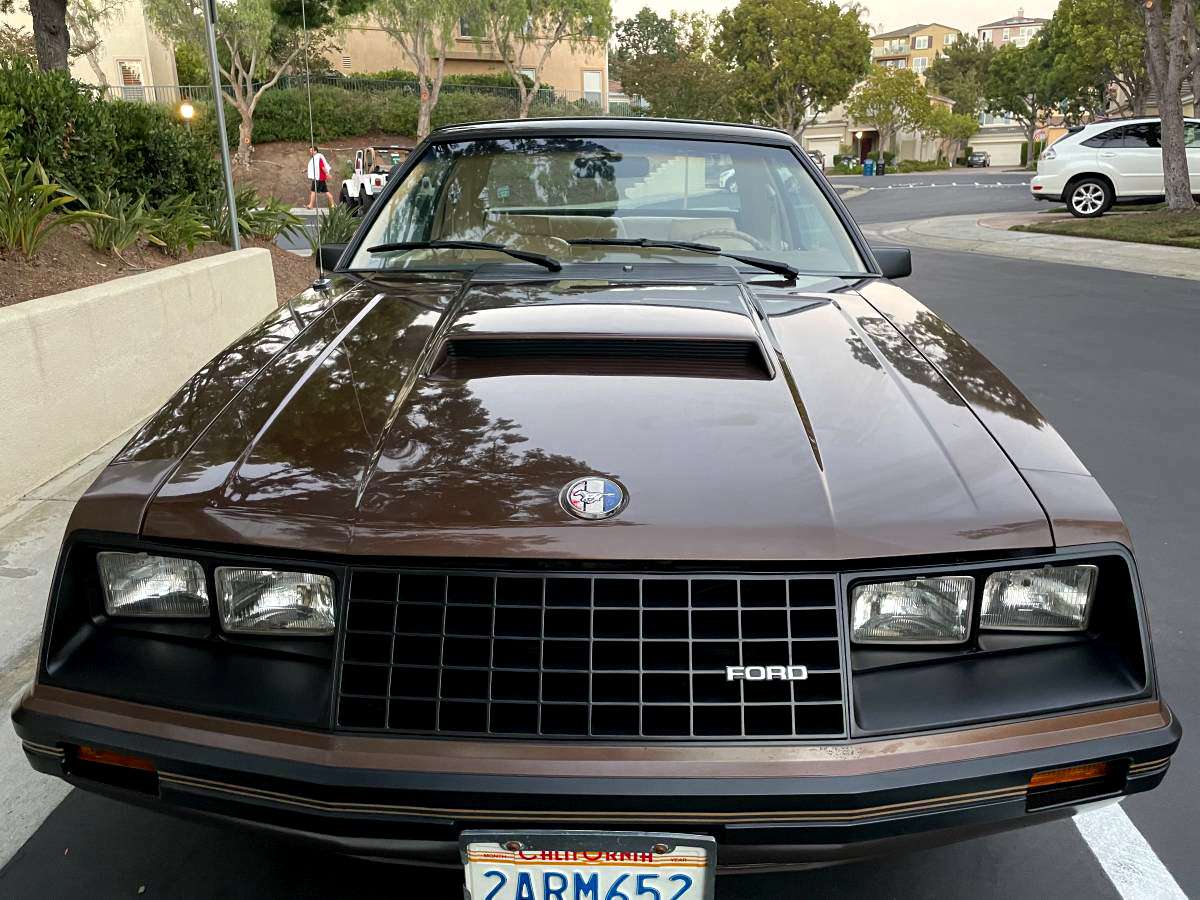 Dark Curry Brown 1982 Ford Mustang