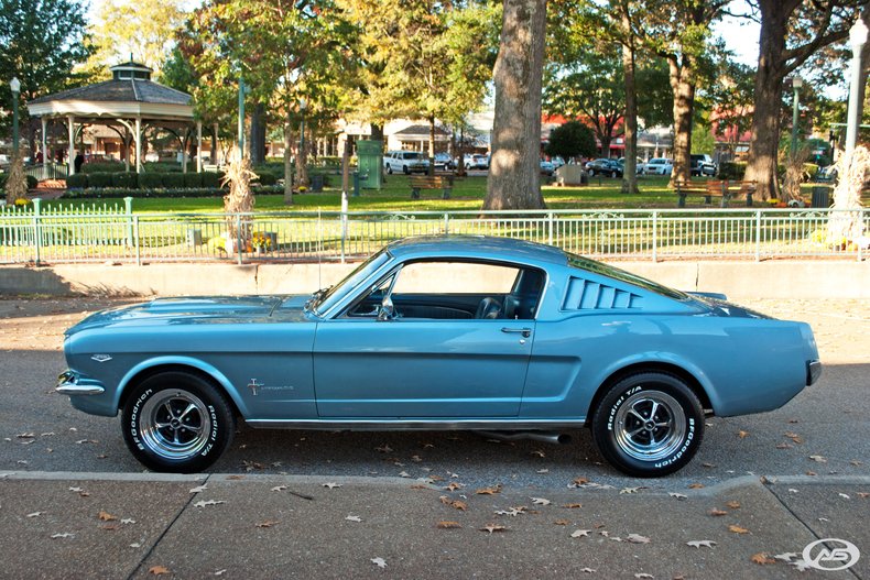 Silver Blue 1965 Ford Mustang