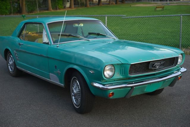 Timberline Green 1967 Ford Mustang