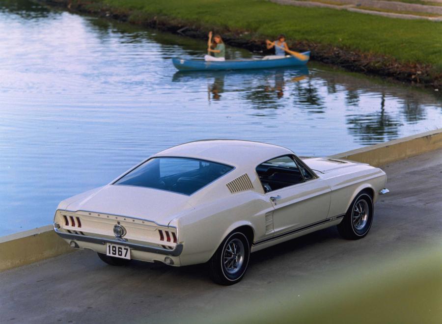 Aspen Gold 1967 Ford Mustang