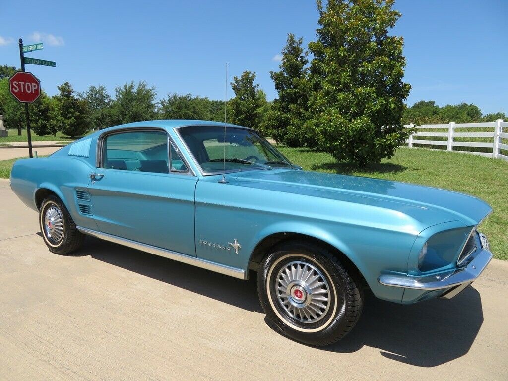 Bluebonnet 1967 Ford Mustang