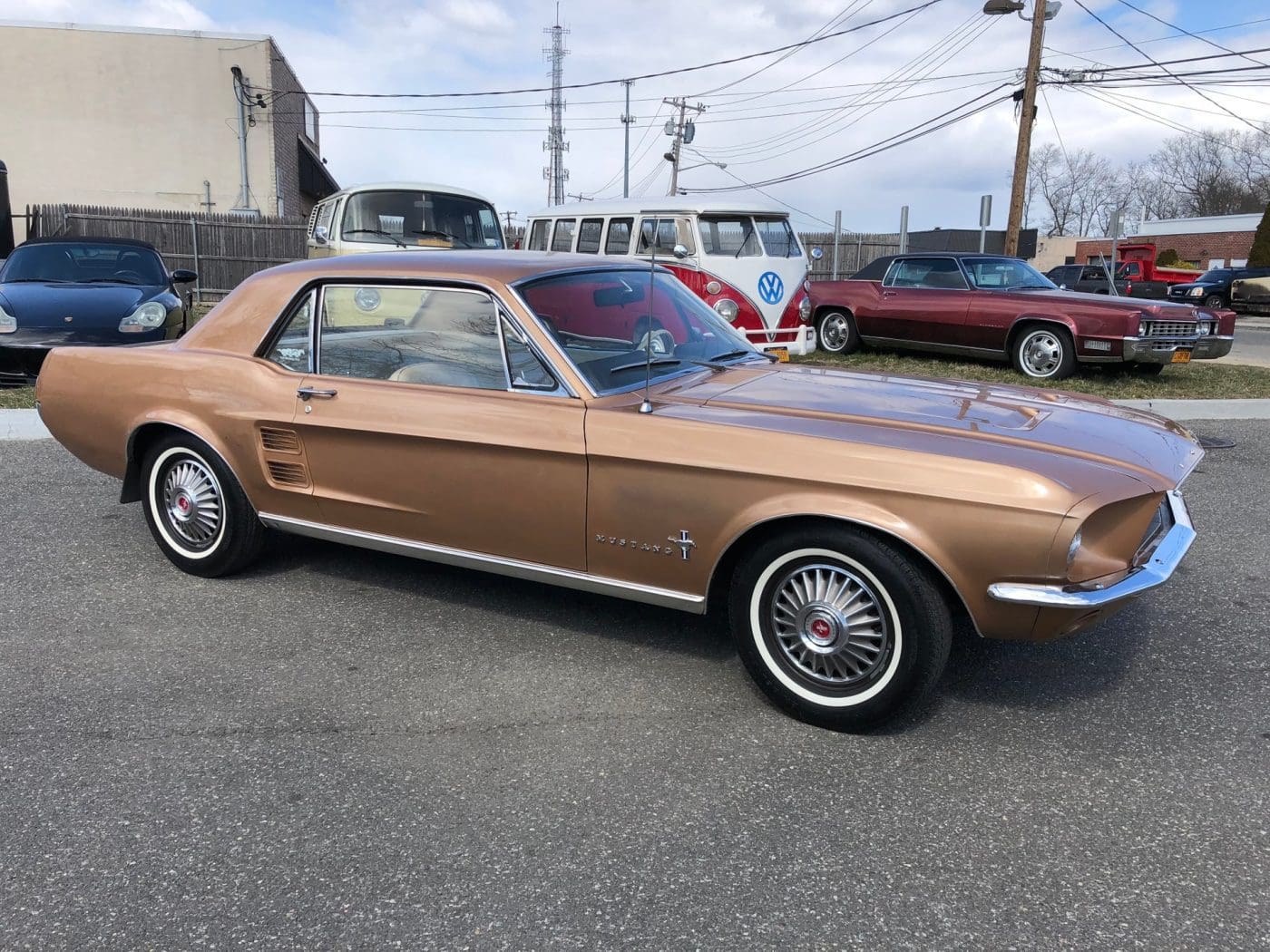 Bronze 1967 Ford Mustang