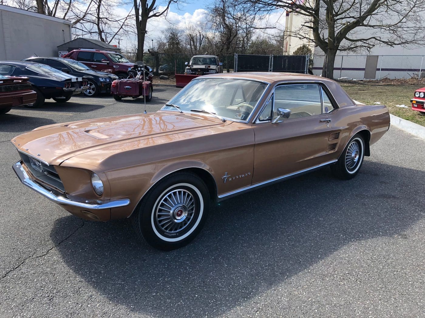 Bronze 1967 Ford Mustang