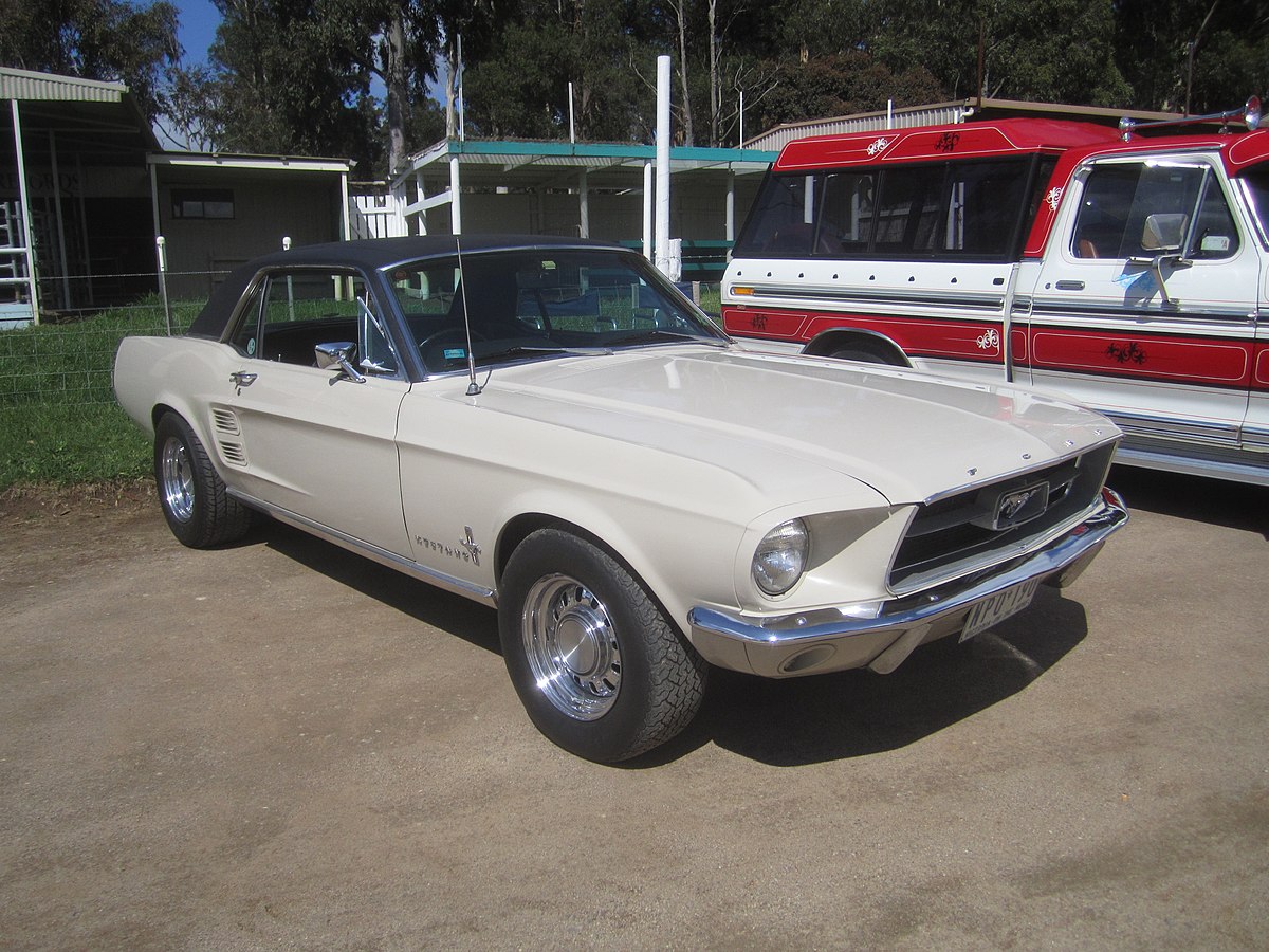 Pebble Beige 1967 Ford Mustang