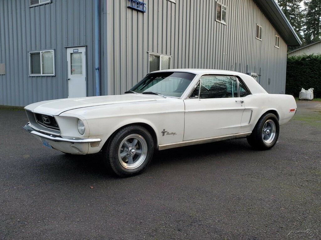 Wimbledon White 1968 Ford Mustang