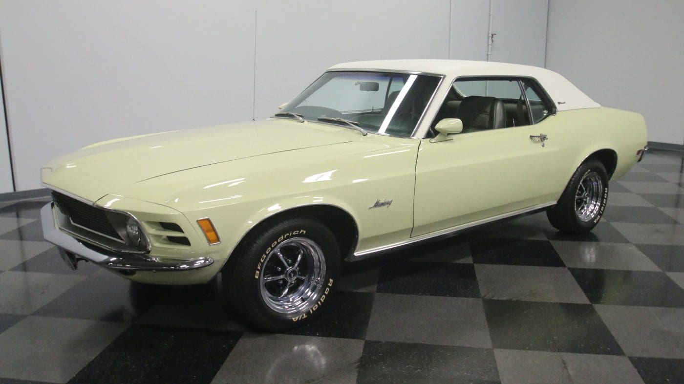 Light Ivy Yellow 1970 Ford Mustang