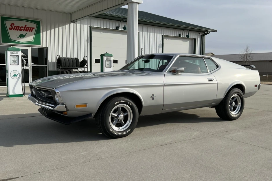 Light Pewter 1971 Ford Mustang