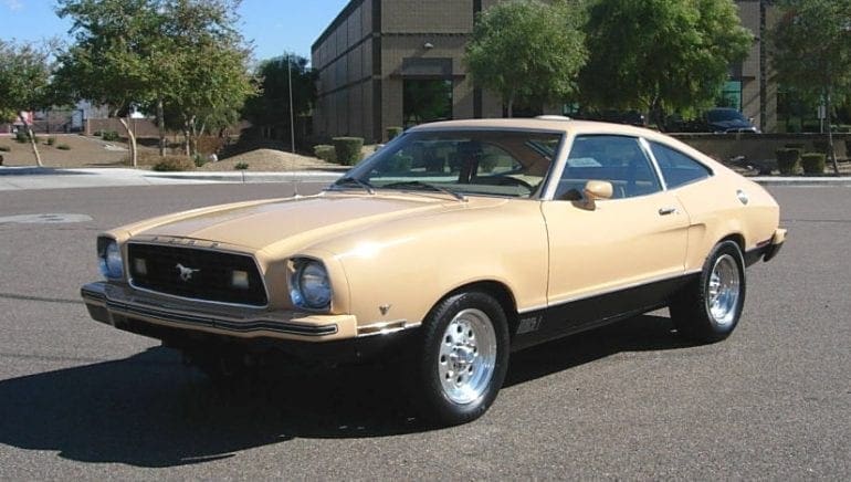 Ford mustang 1977