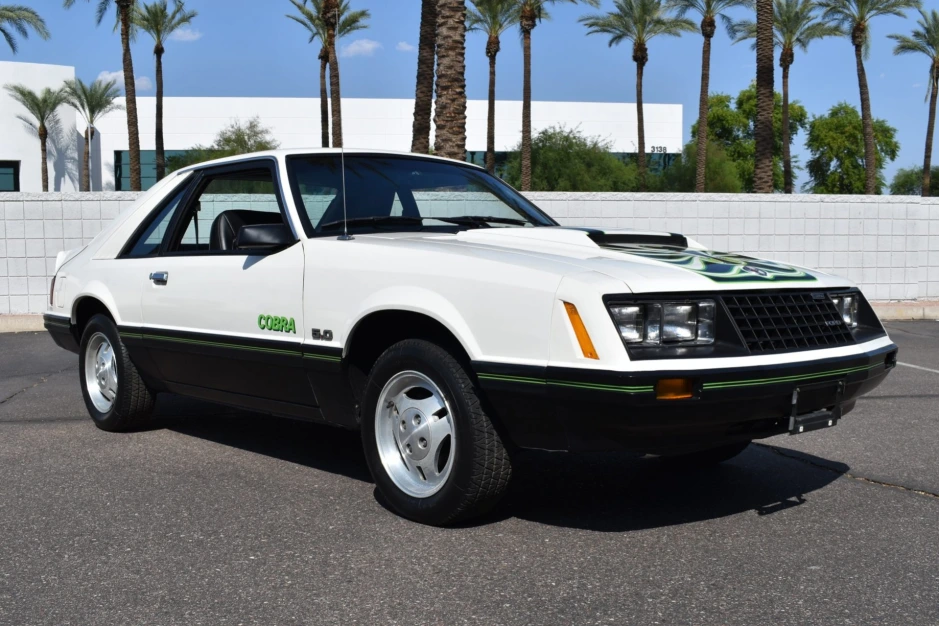 White 1979 Ford Mustang