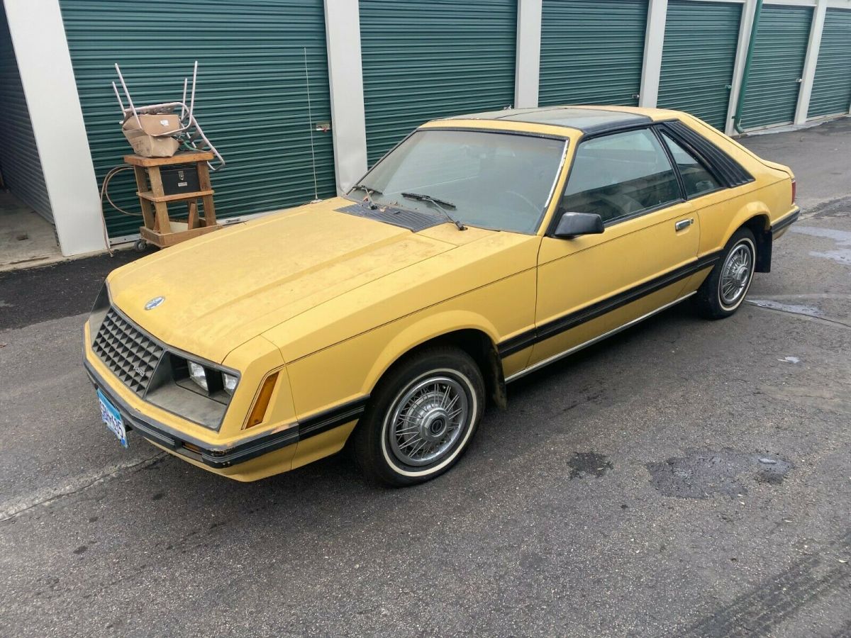 Medium Yellow 1982 Ford Mustang