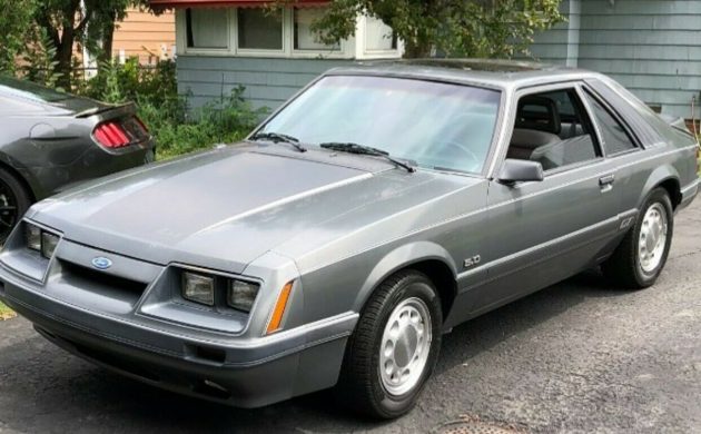 Silver 1986 Ford Mustang