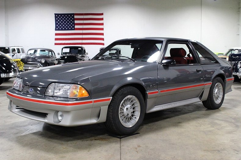 Dark Gray 1988 Ford Mustang