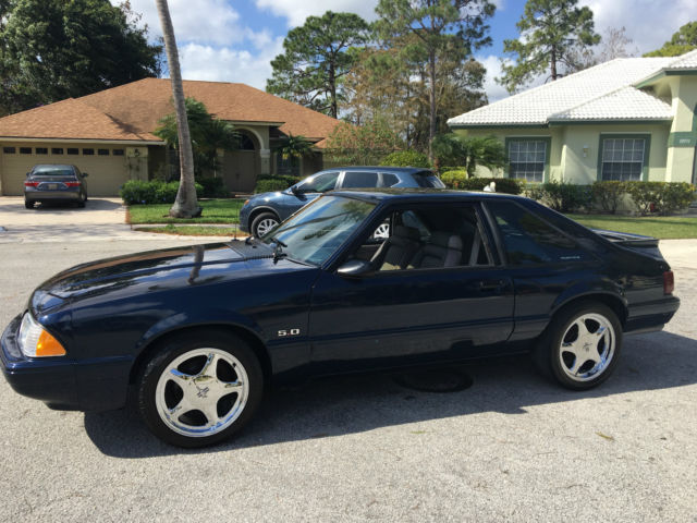 Twilight Blue 1990 Ford Mustang