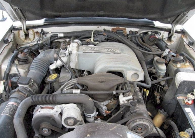 1990 Mustang Engine Info & Specs 302 Cubic Inch V8 (5.0 L)