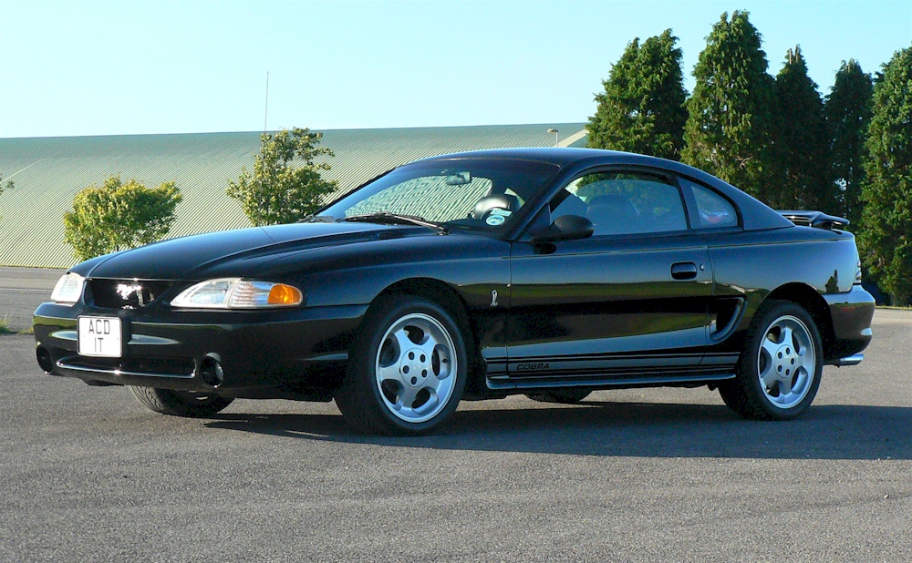 Black 1995 Ford Mustang