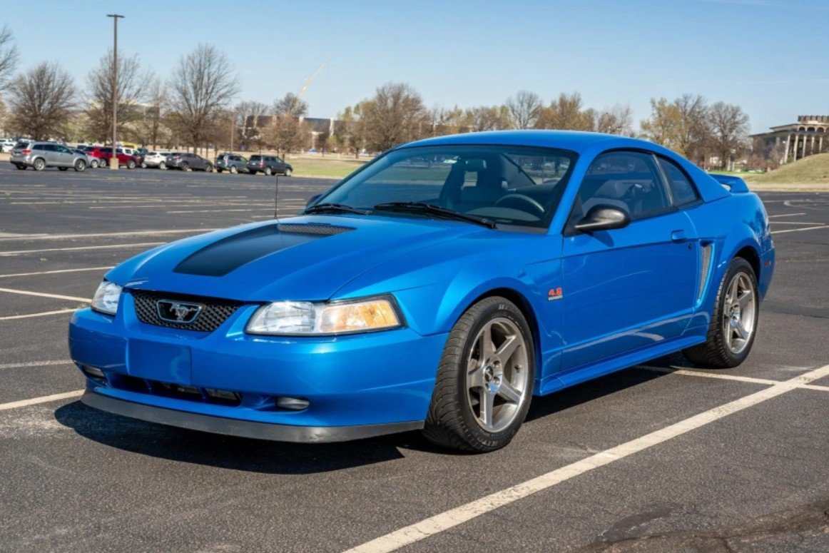Atlantic Blue 1999 Ford Mustang