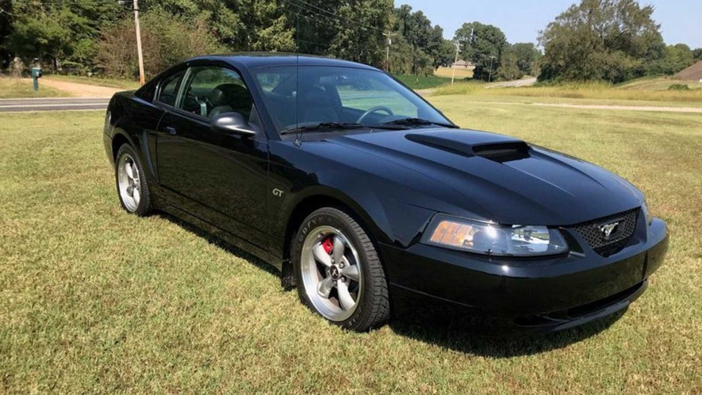 Black 2001 Ford Mustang