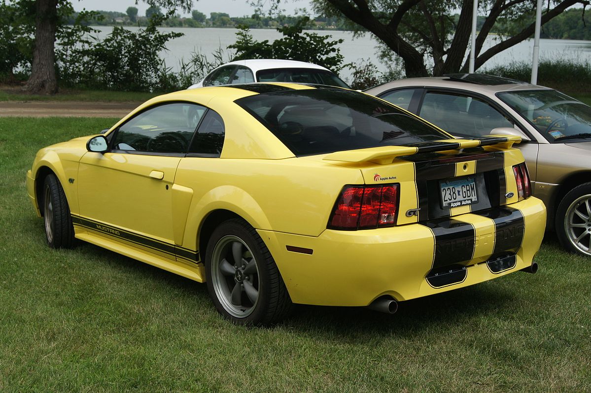 Zinc Yellow 2002 Ford Mustang