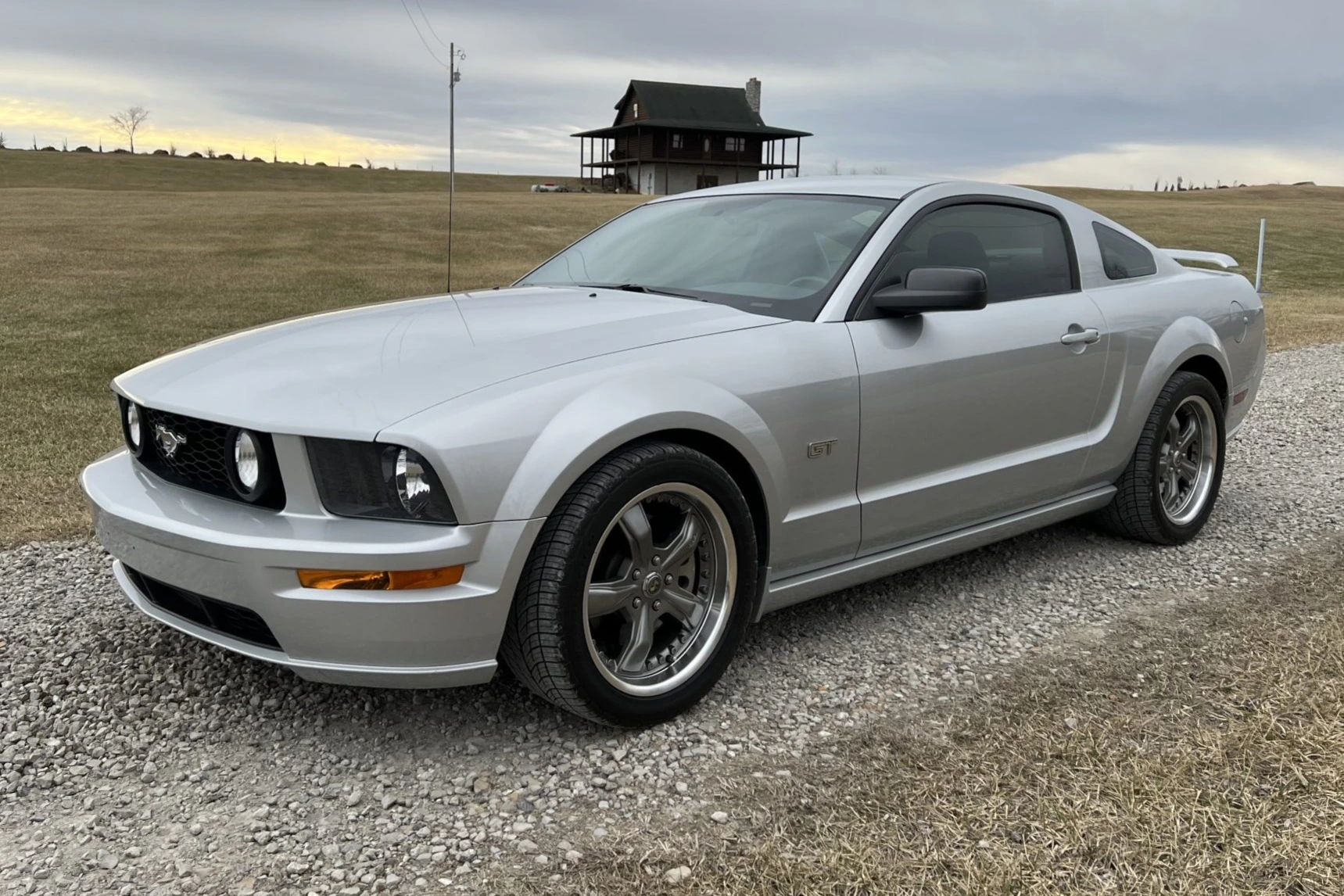 Satin silver 2005 ford mustang