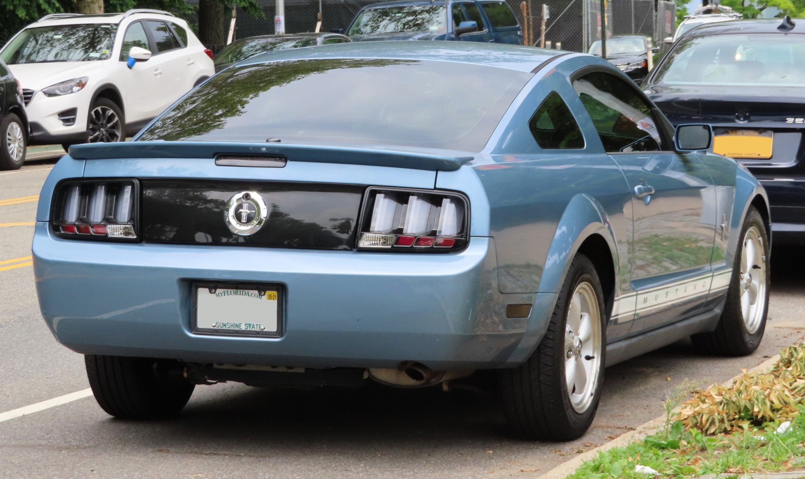 Windveil Blue 2007 Ford Mustang